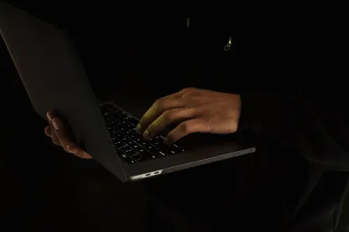 Truffe online e rischi digitali: come si stanno evolvendo le minacce della rete