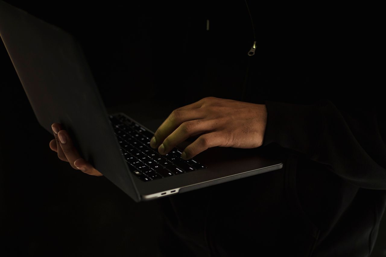 Truffe online e rischi digitali: come si stanno evolvendo le minacce della rete